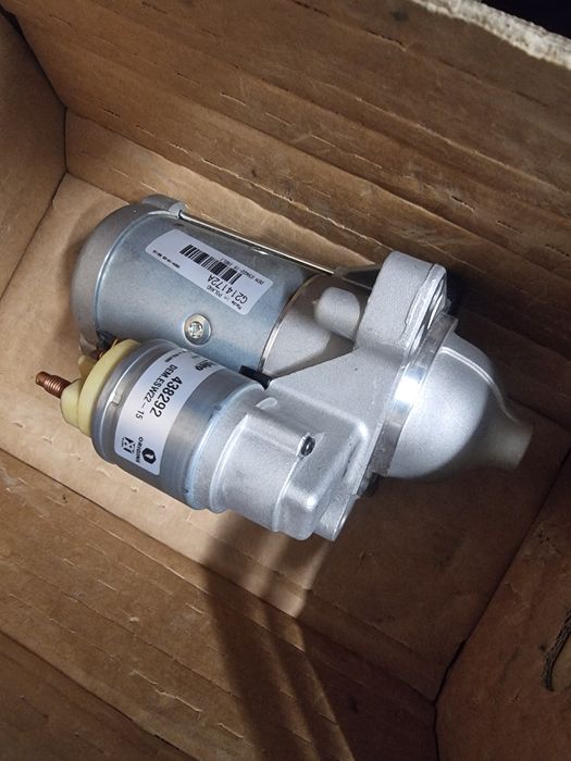 Стартер Valeo за Renault Master , Nissan Navara след 2010г 2.3д 2.0д и