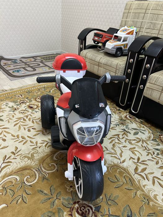 Мотоцикл электрический в хорошем состоянии