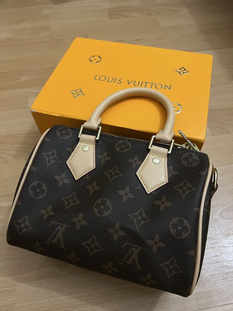 Louis Vuitton чанта