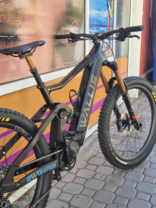 Bicicleta electrica  emtb Wallis full carbon 27.5