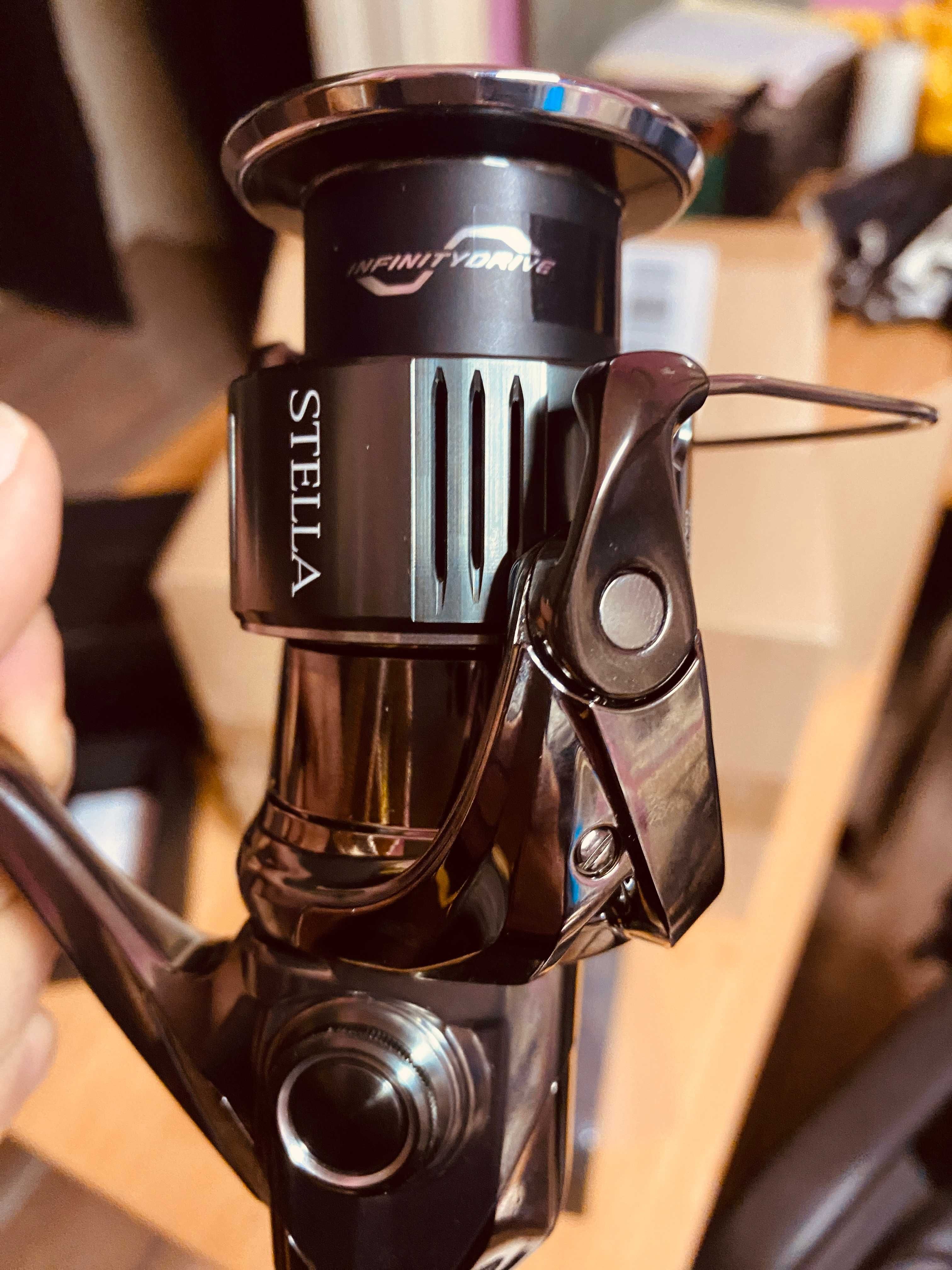 SHIMANO Stella 4000 XG FK - 2022  Чисто нова