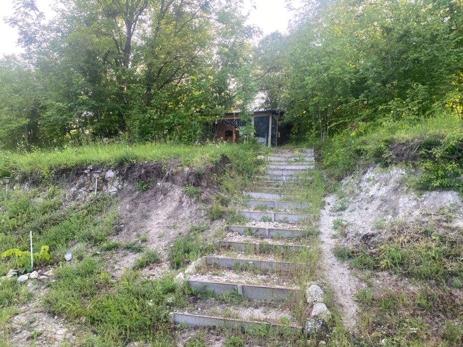 Продава  5 декара село Долище