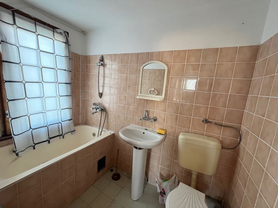 Дава се под наем  в Варна, Автогара - 20 кв.м за 255 € - Снимка #5