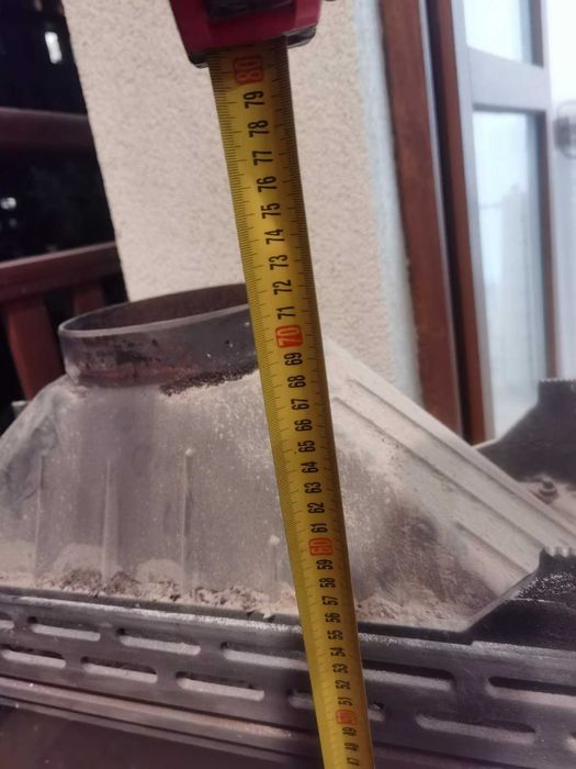 Продавам камина+хладилник(подарък)