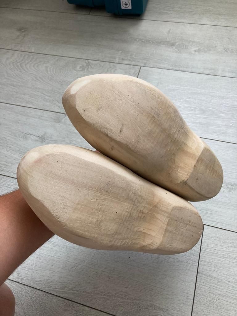 Vand papuci Olandezi din lemn marimea 36