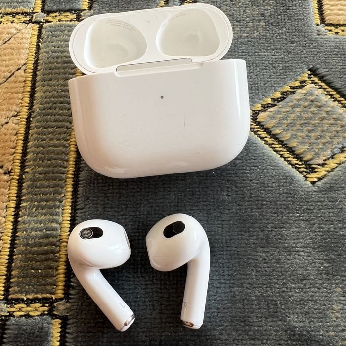 AirPods3 белые наушники