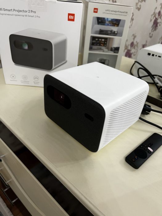 Проектор Xiaomi Mi Smart Projector 2