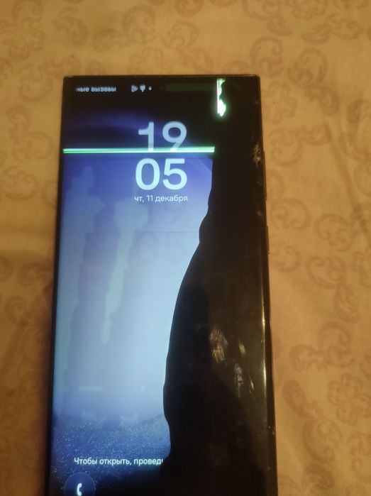 Продам или обмен разбил дисплей а так все работает отлично