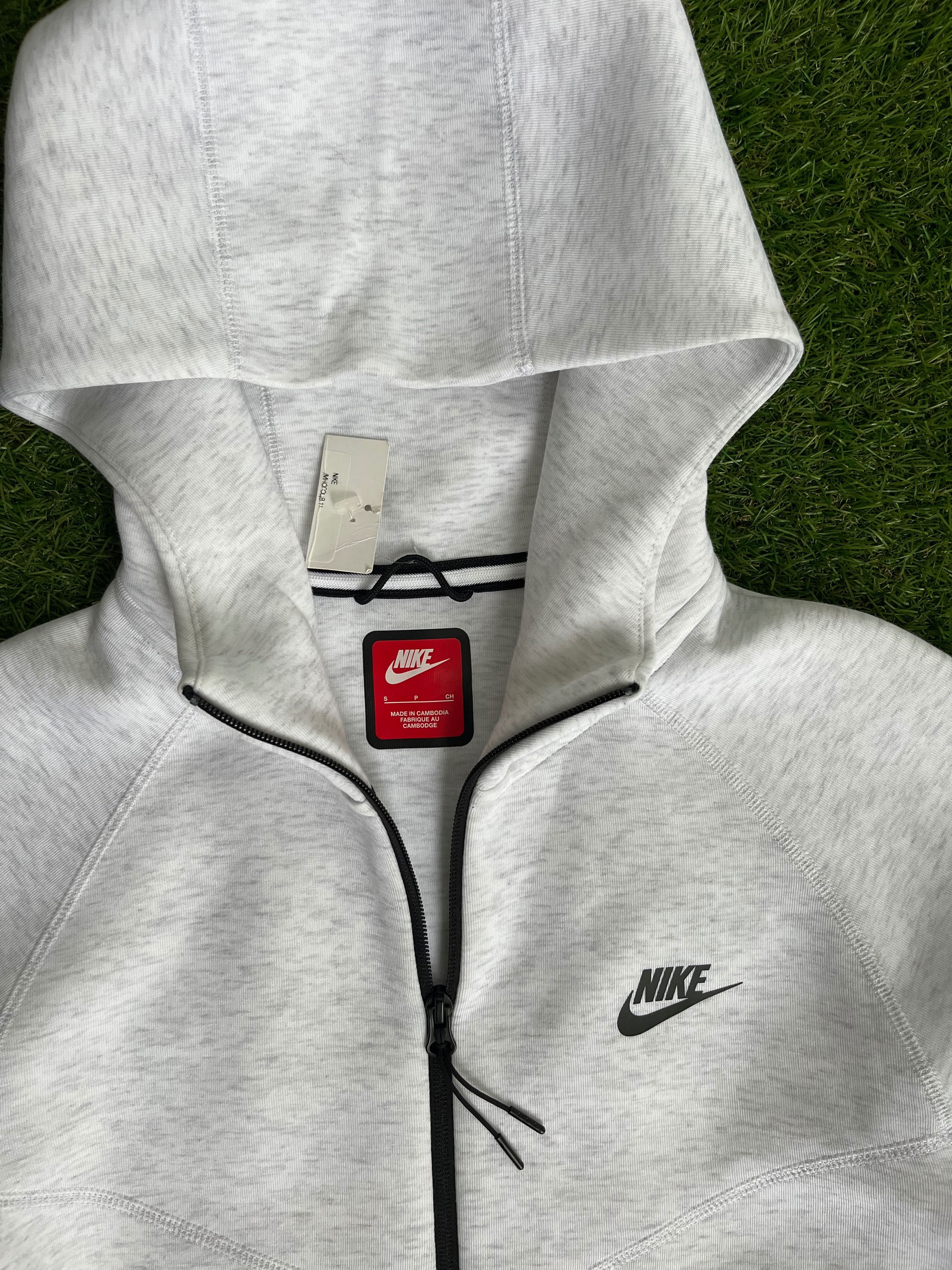 Мъжко горнище : NIKE TECH FLEECE S
