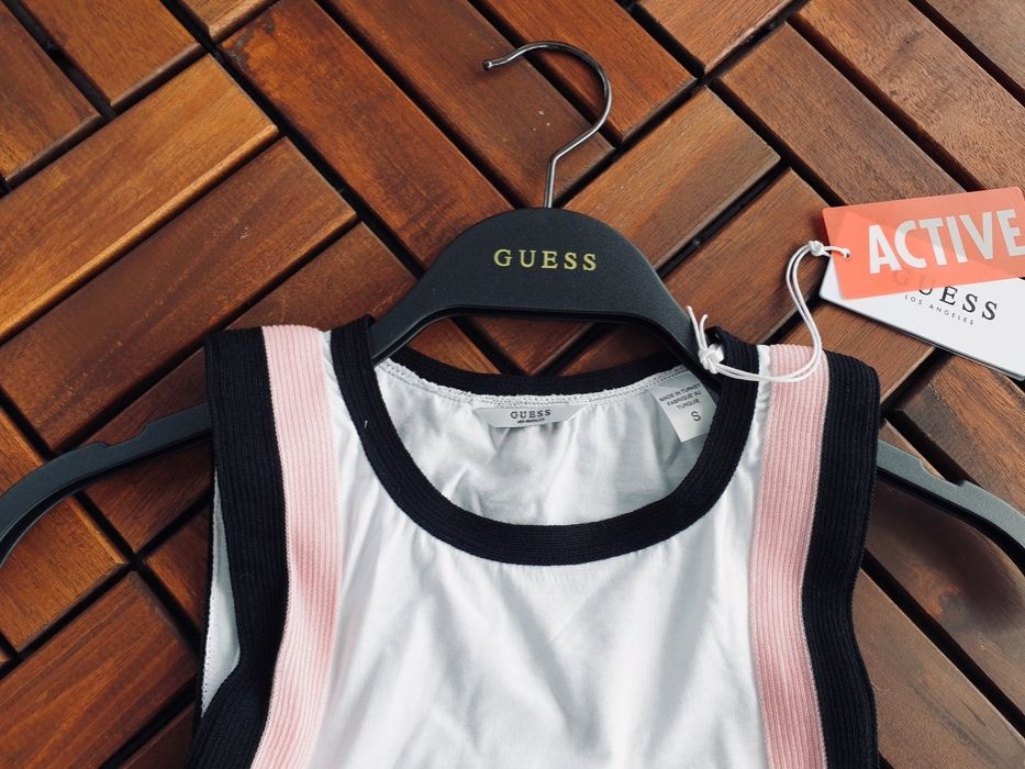 GUESS -  L размер - оригинална бяла дамска тениска