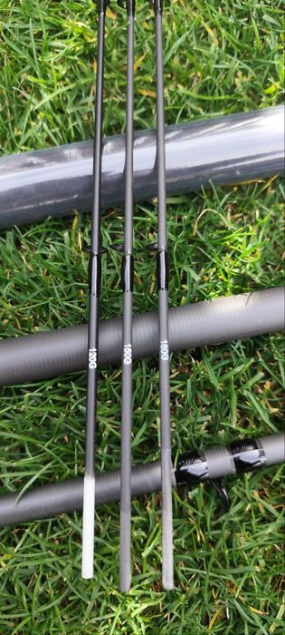 Set 2 Lansete Feeder Carbon X Sense,2 Mulinete, Senzori,Suporți,Geanta
