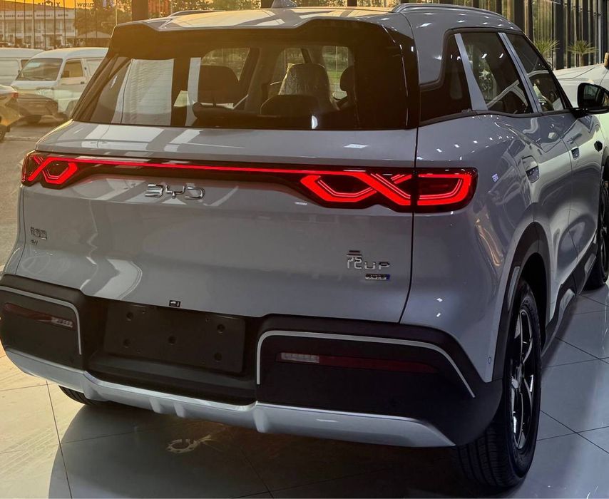 BYD yuan up smart 3 pozitsia