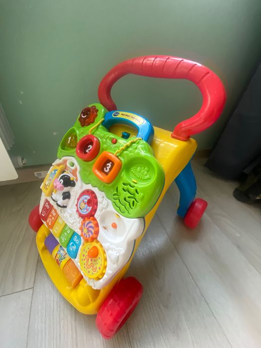 уокър/проходилка с музика и звуци на животни