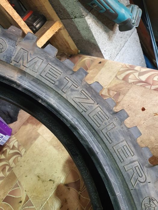 Sixdays extreme 140 80 18 metzeler