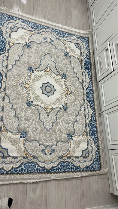 Ковер 140*200 новый.
