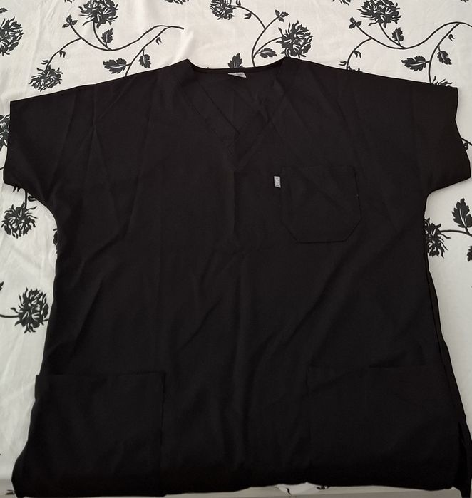 Set 2 costume de spital marimea L