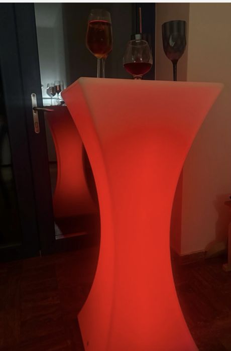 Mobilier led evenimente cocktail livrare 24h
