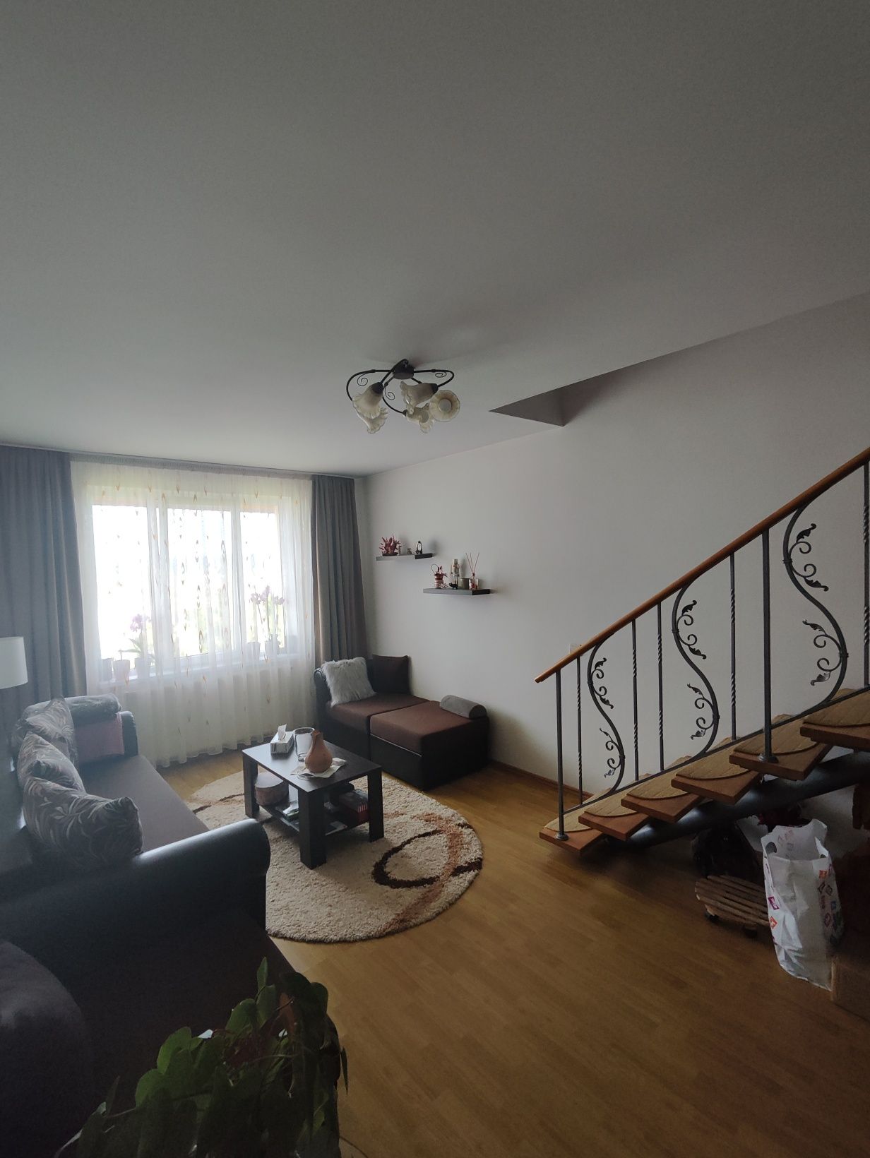 Vând apartament Orhideelor