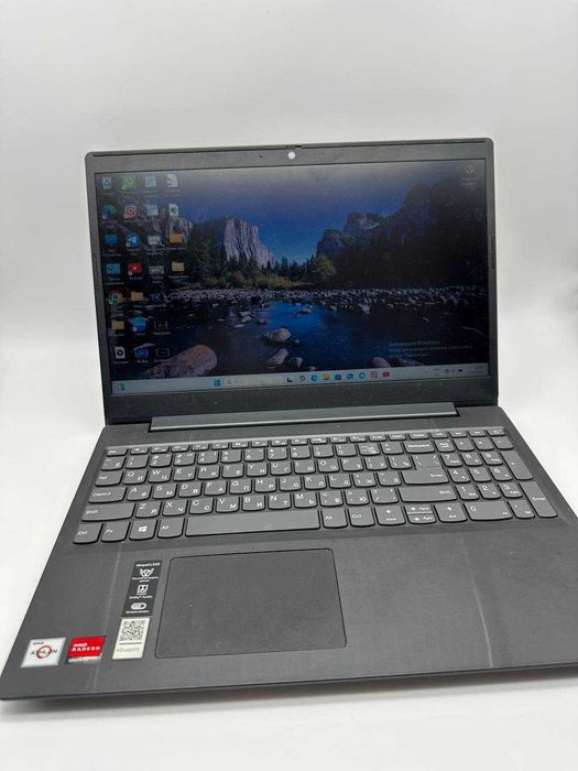 Lenovo IdeaPad L340 AMD Athlon 300U with Radeon Vega Mobile Gfx 2.40