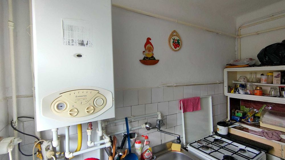 Apartament 2 camere Onești ,str Republicii bl 33,