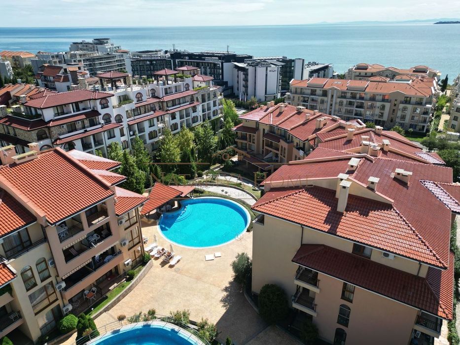 Продава се Двустаен апартамент в Свети Влас - 69 кв.м за 1428 €/кв.м - Снимка #11