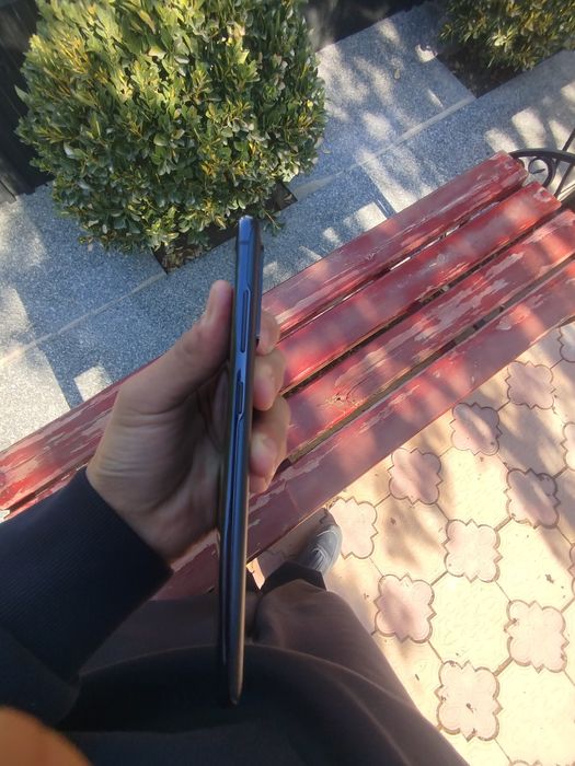 Samsung s20 FE 5g ideal срочно сотилади торг бор