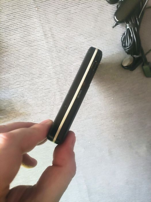 LG kg280 + accesorii originale LG ( decodat)