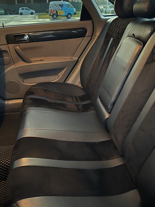 Gentra Black Mettalic