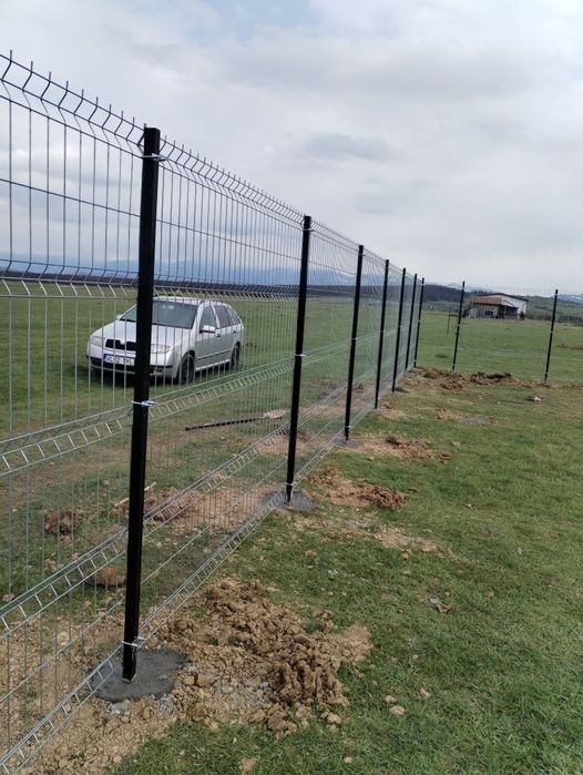 Vand garduri din plasa bordurata