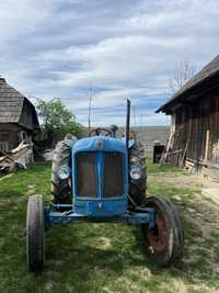 Tractor Fordson Major 55cp