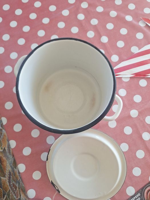 Руски тенджери,тавички и чинии от времето на соца