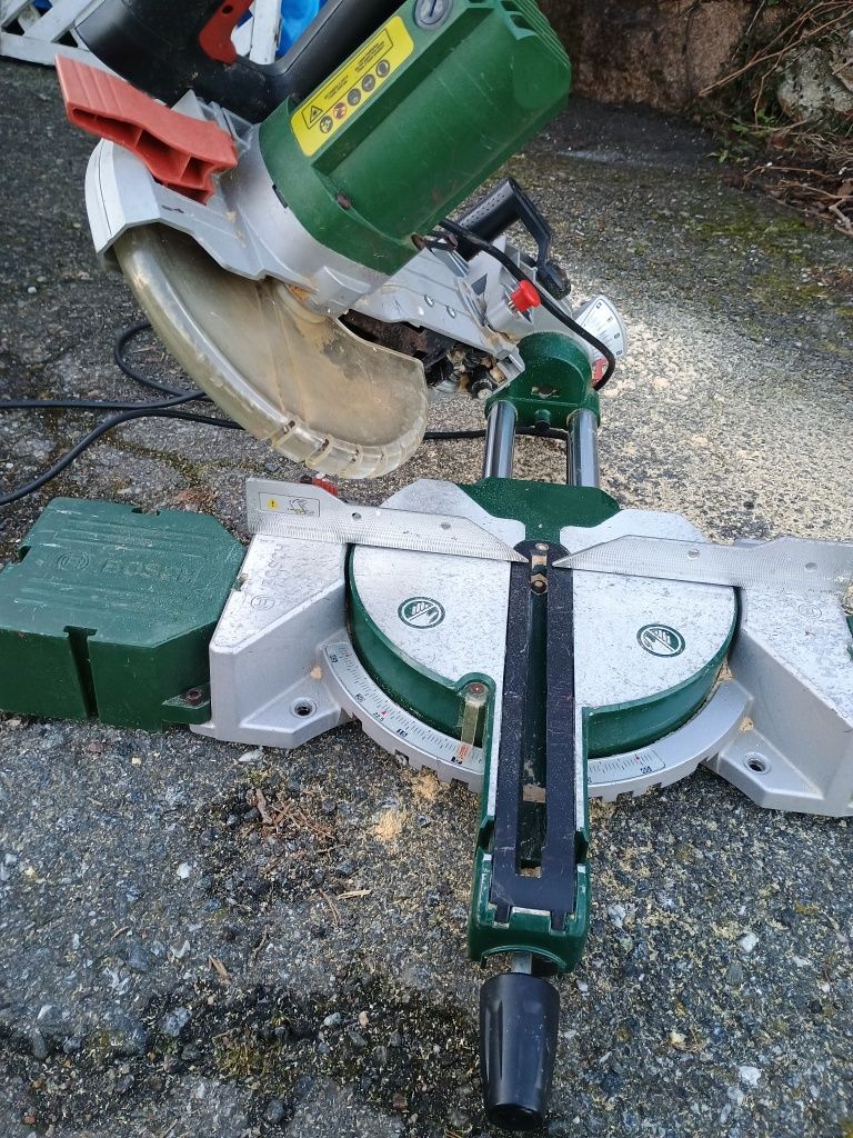 Продавам Bosch PCM 800s