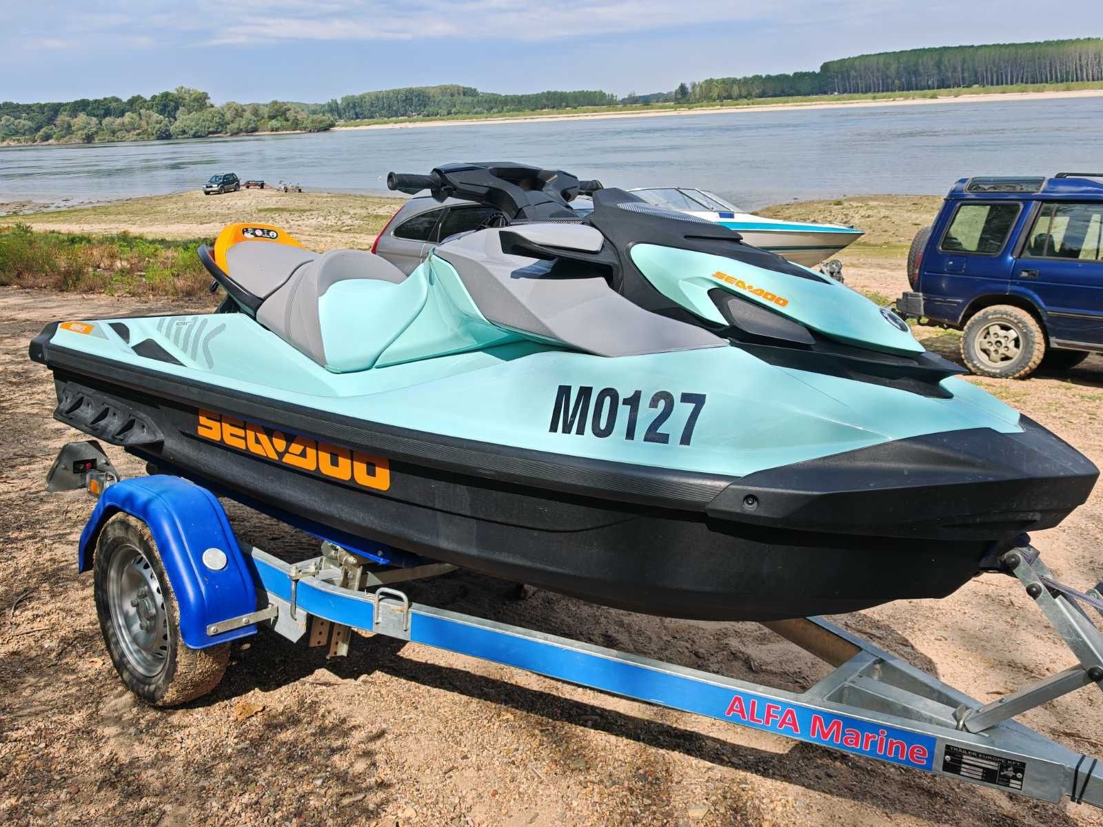 Джет Bombardier Sea Doo Wake 170
