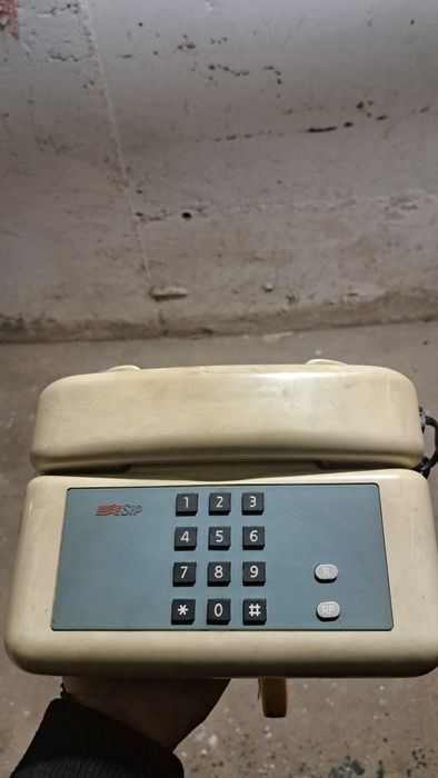 Telefon vechi model ,,SIP"