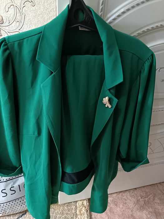 Продам костюм!!!