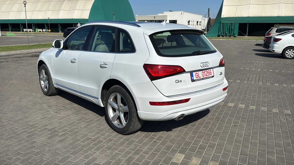 AUDI Q5 quattro 2016