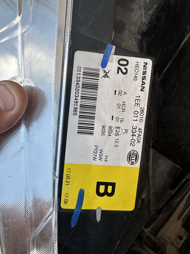Far dreapta nissan e nv200.cod:1ee011334-02.
