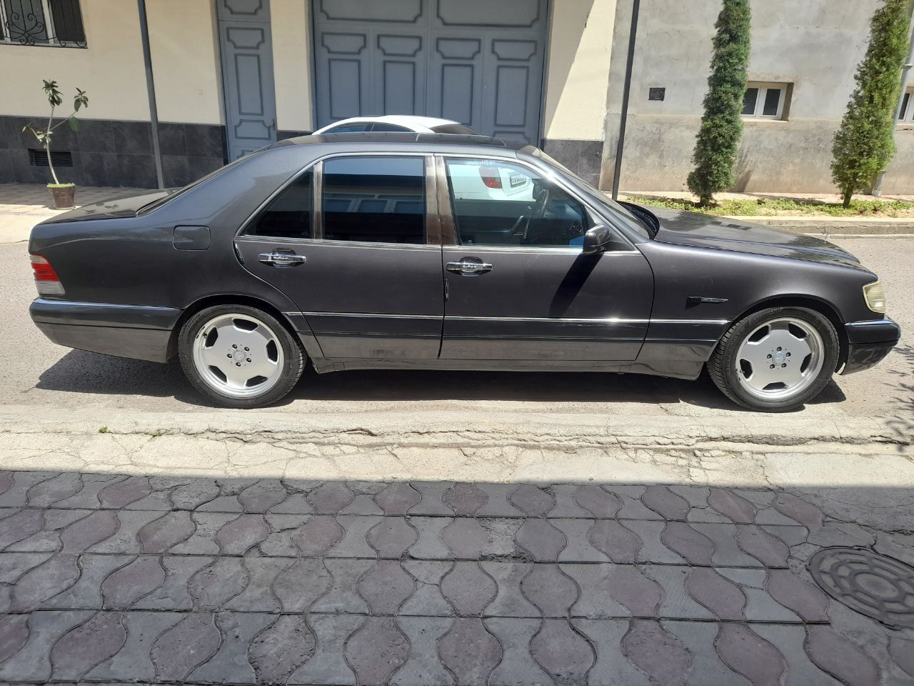 Mercedes Benz W140