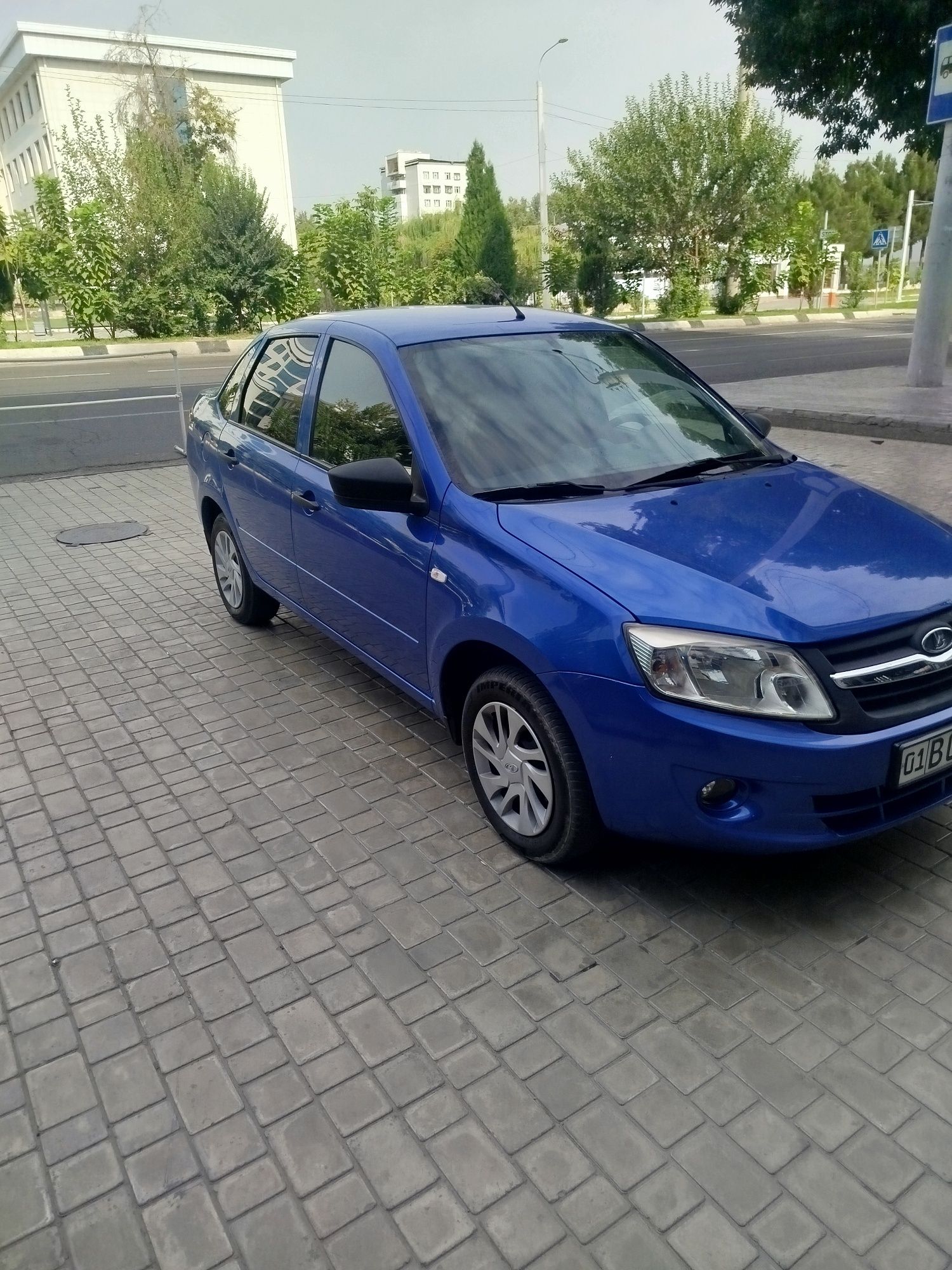Lada Granta sotiladi