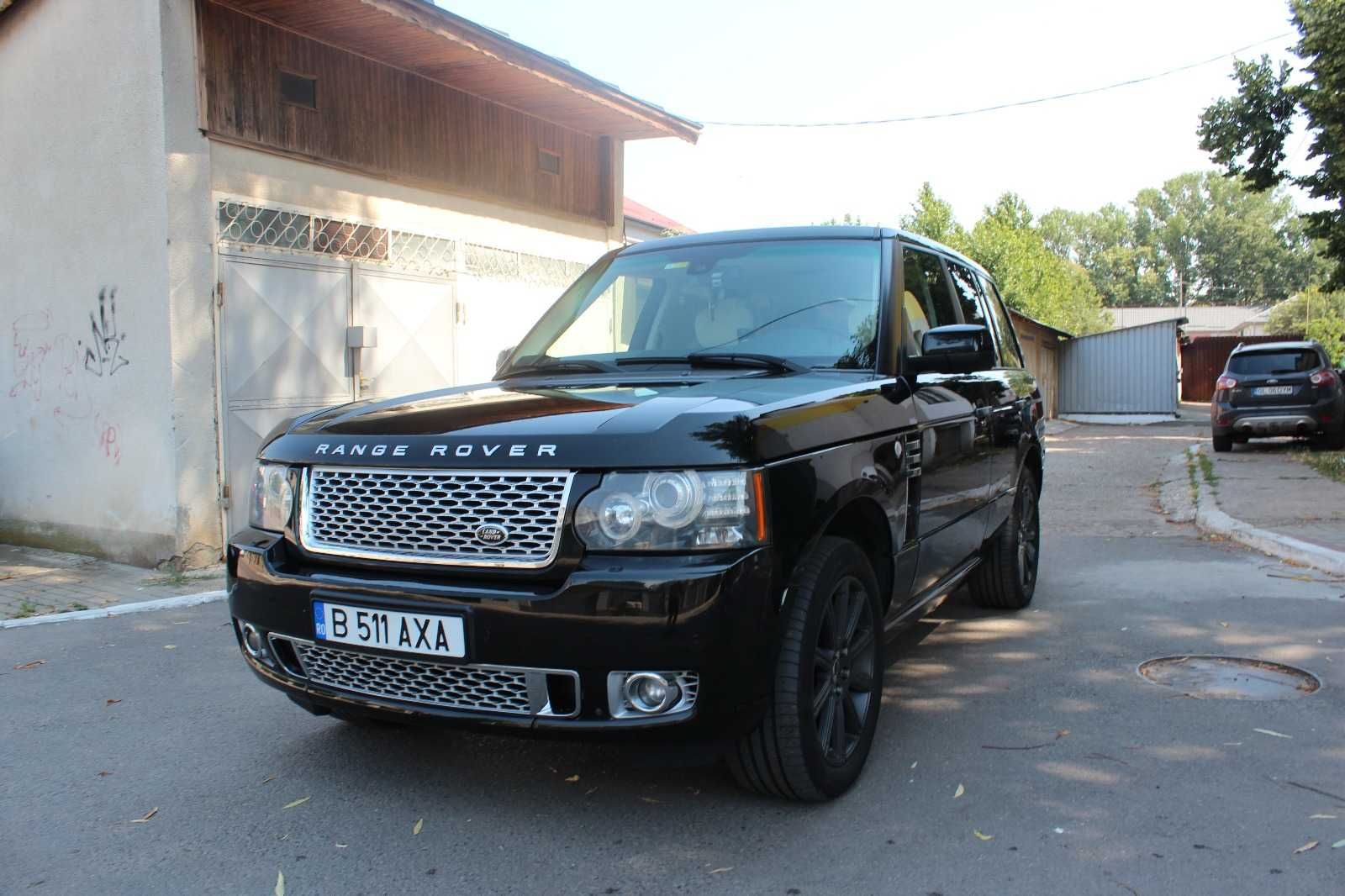 Range Rover Vogue 4.4 TDV8 din 2011 – motor diesel V8 de 313 CP,