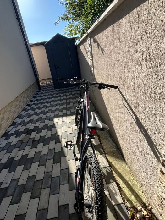 Bicicletă  în stare foarte bună.