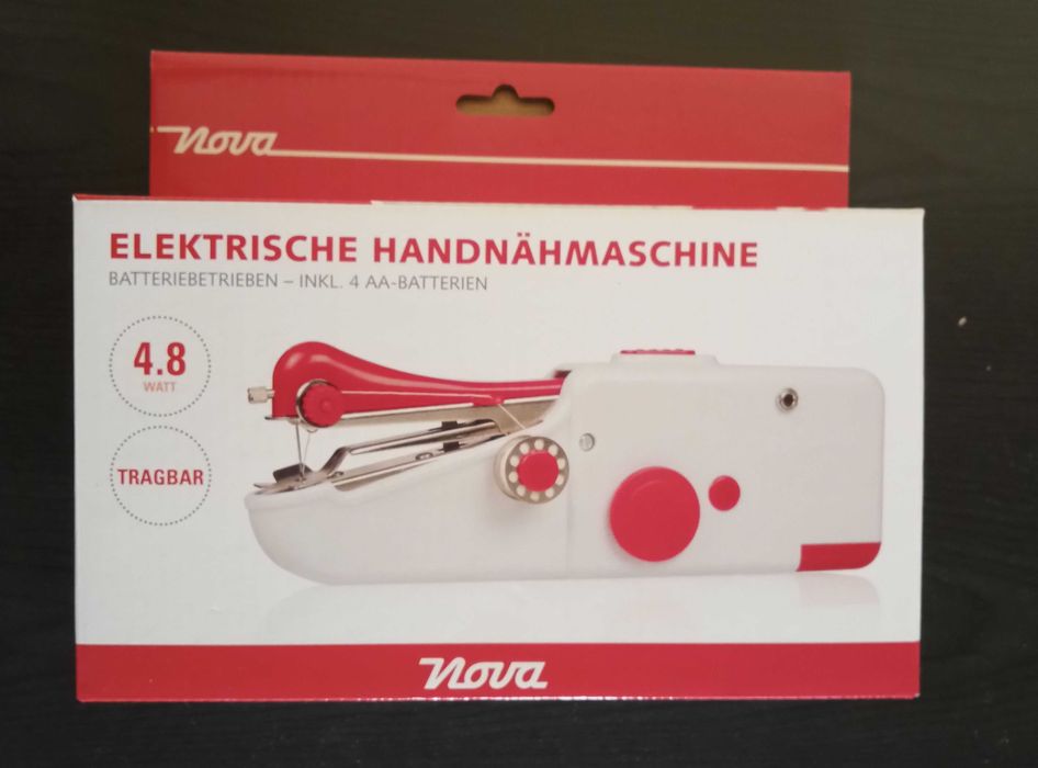 Masina de cusut portabila cu baterii 4xAA SIGILATA