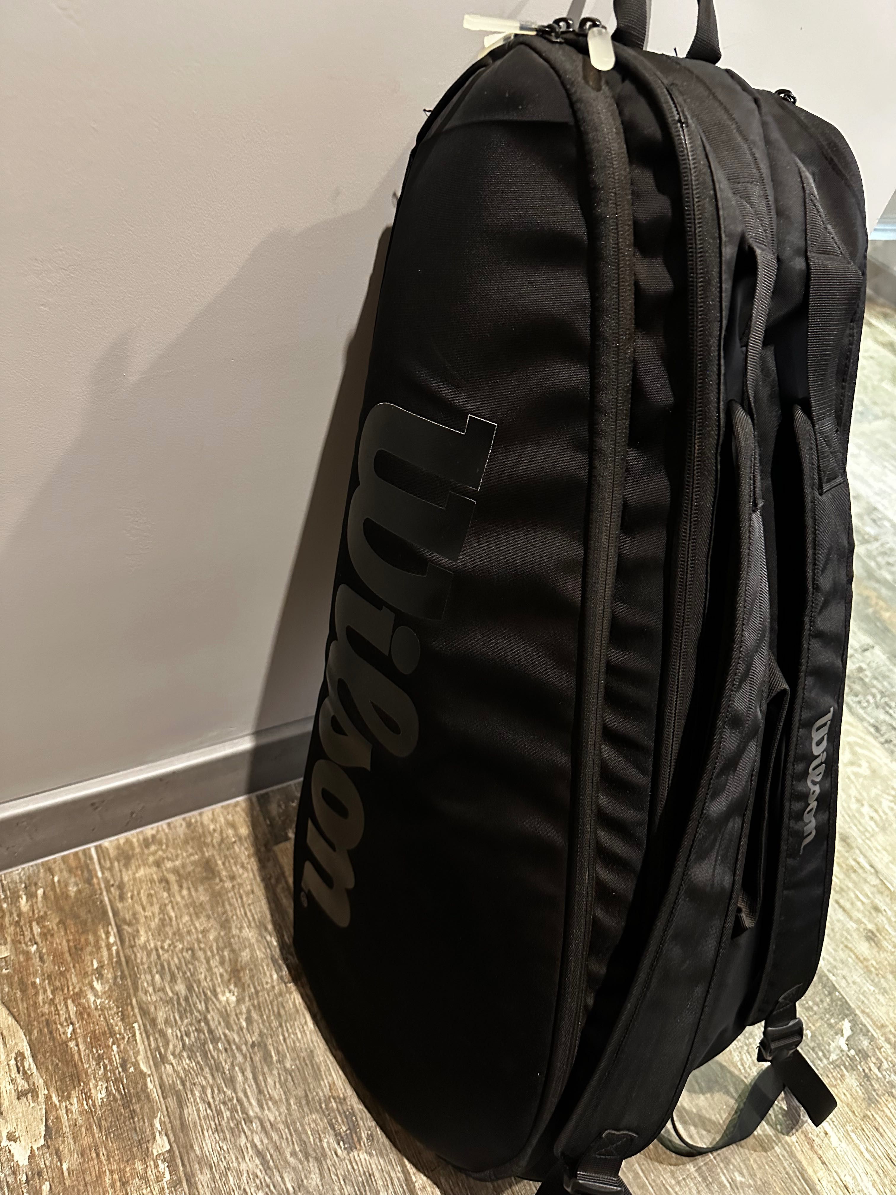 Тенис сак Wilson Noir 6 pack