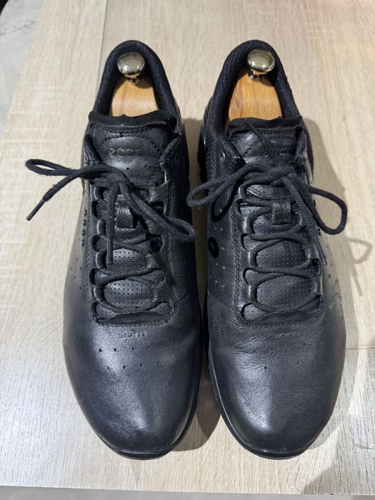 Кожаные крассовки