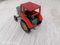 Jucărie veche românească tractor
