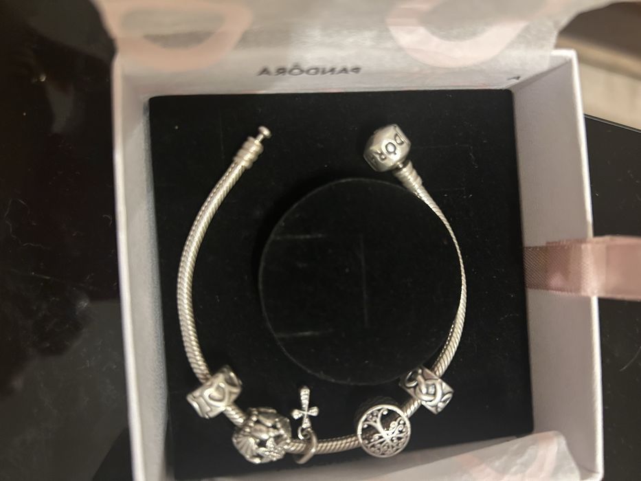 Vand bratara noua Pandora originala