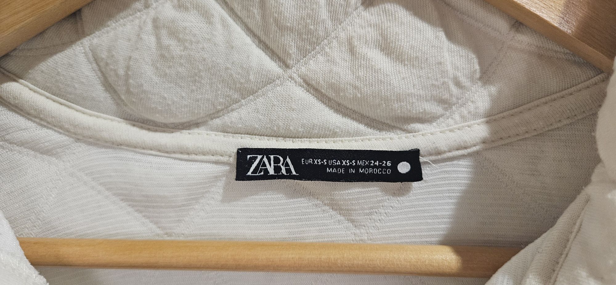 Дамско преходно яке Zara White