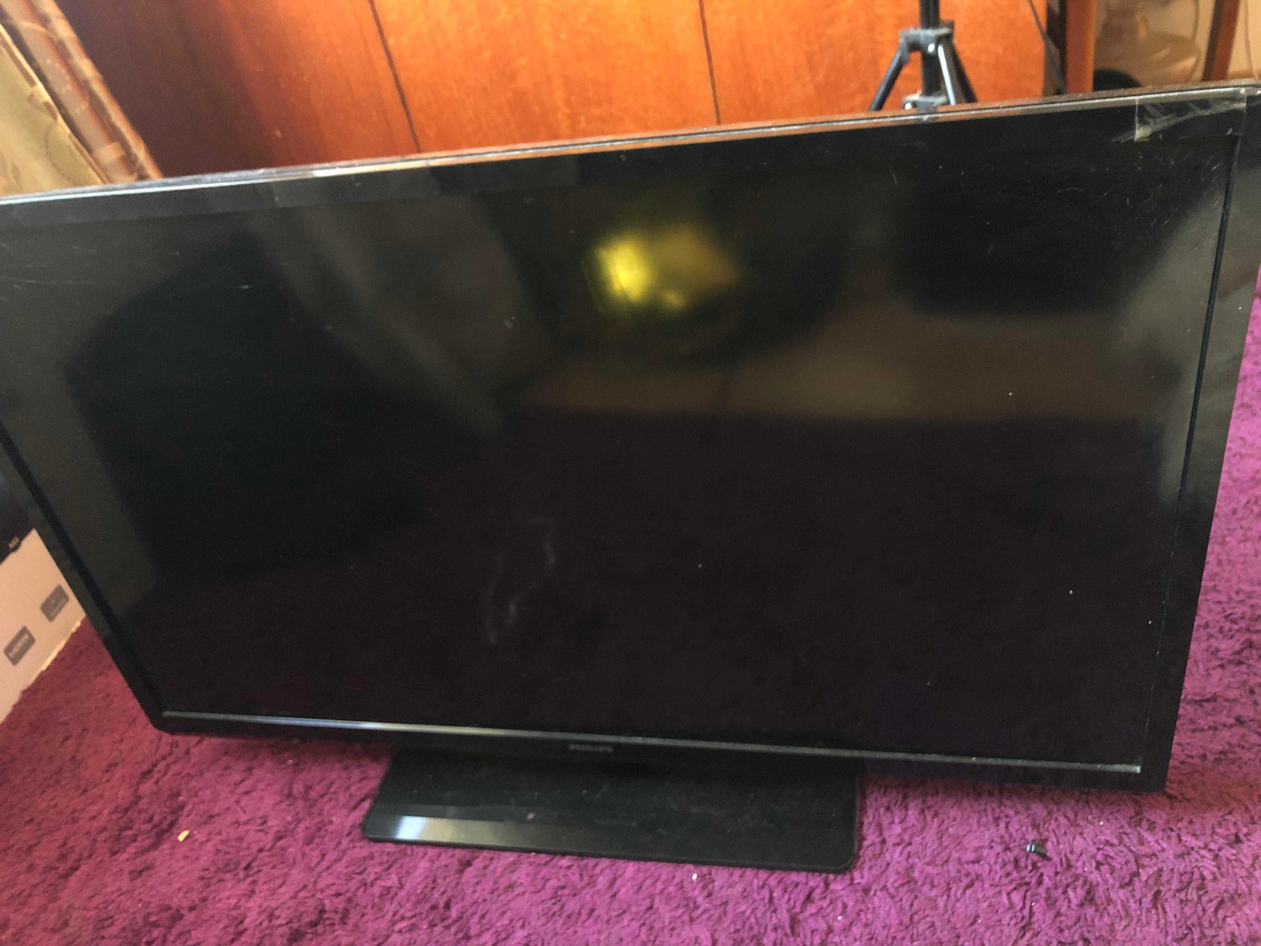 vand televizor philips 40PFL3078T/12, display spart, placa buna