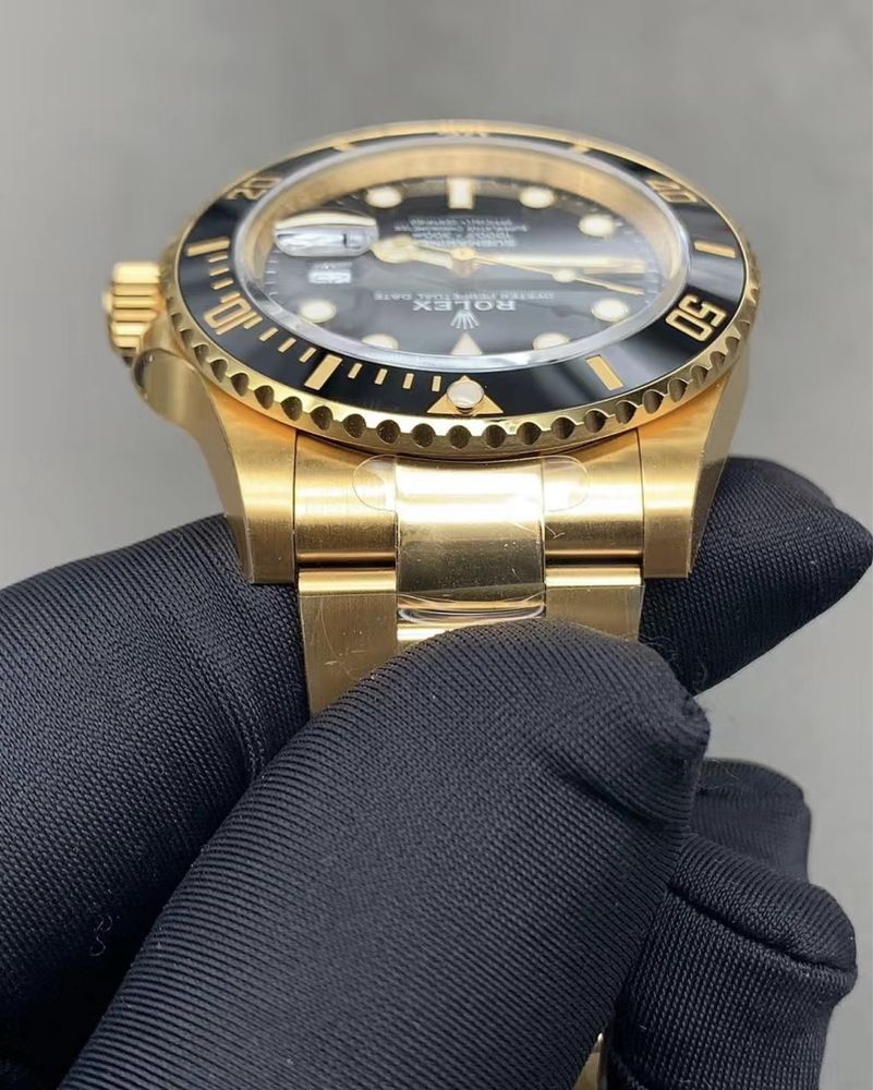 Rolex Submariner Gold 40 mm