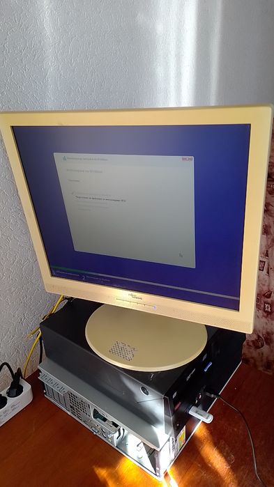 DELL 3020 sff i3 4170 8gb ram ssd 64gb + монитор и кабели